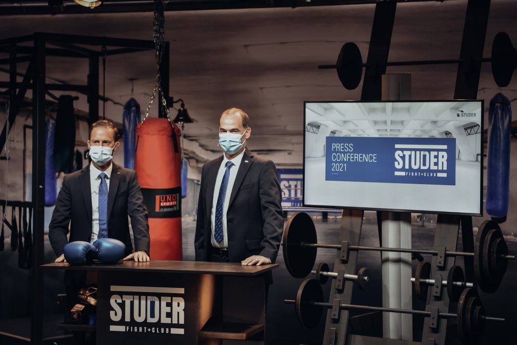 CSO Sandro Bottazzo und CEO Jens Bleher auf der Pressekonferenz 2021 aus dem 'Studer Fight Club‘: „Eine weitere wirtschaftliche Erholung ist spürbar.“ 